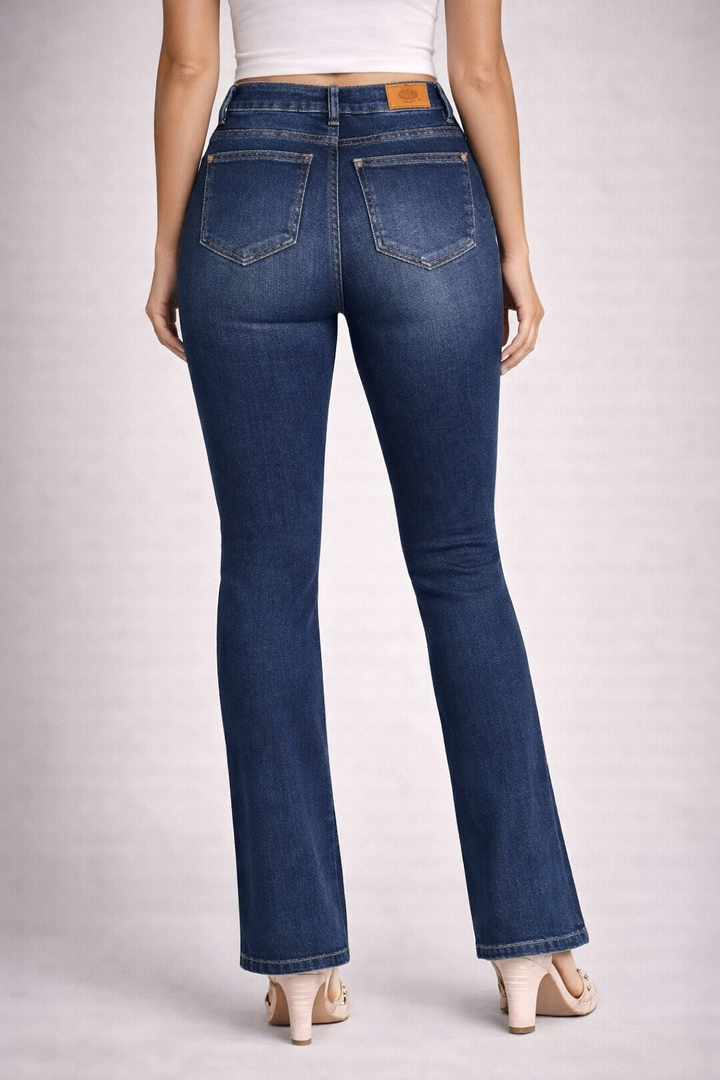 010 Medium Wide Beka