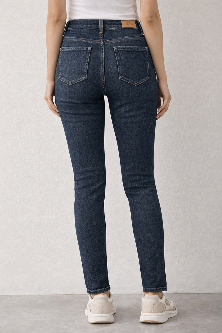 005 Straight skinny Beka