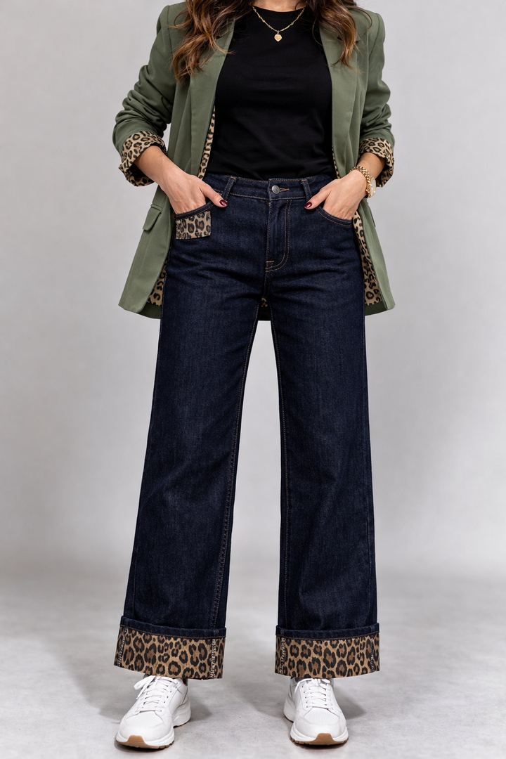 Leopard Jean