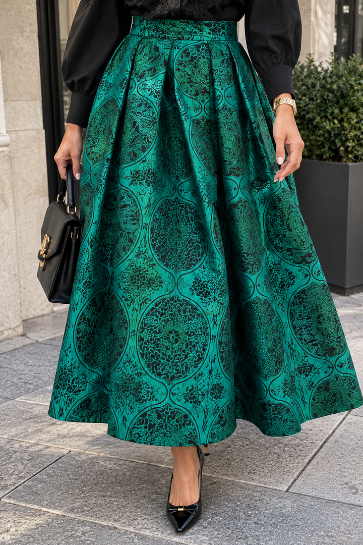 Esmerald Chic Skirt