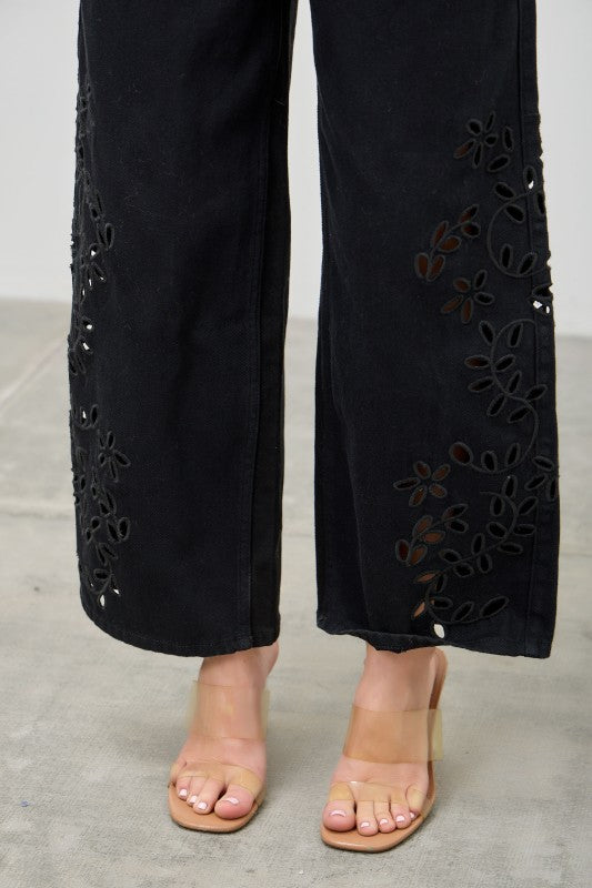 Embroided Black Barrel Jean
