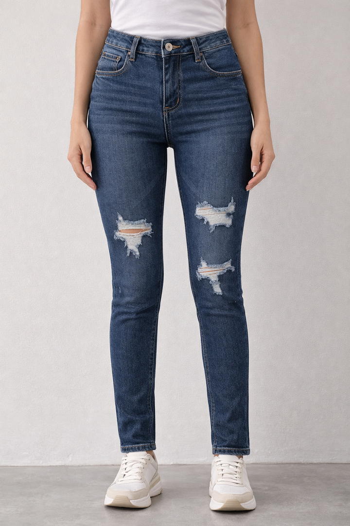 006 Ripped Denim Skinny Beka