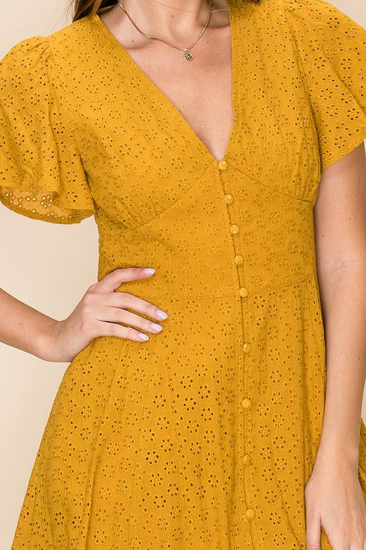RUFFLE SLEEVE EYELET DRESS