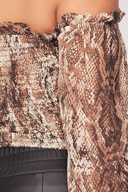 OFF SHOULDER SNAKE PRINT TOP