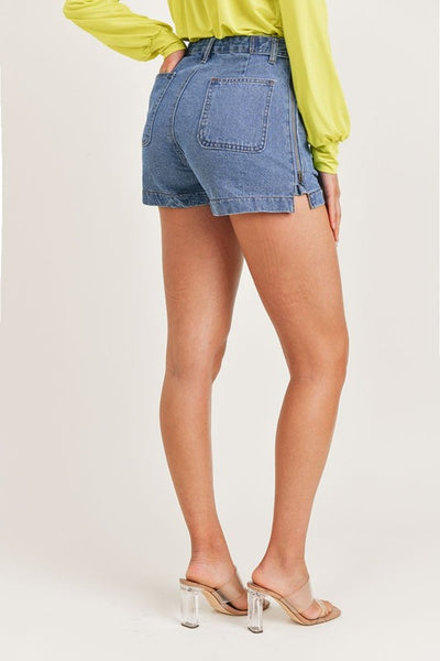 SIDE ZIPPER DETAIL DENIM SHORTS