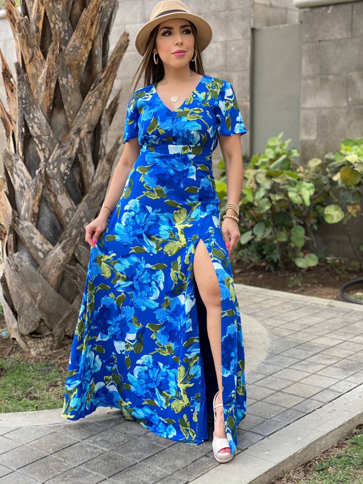 Short Sleeve Floral Maxi Dress with Slit