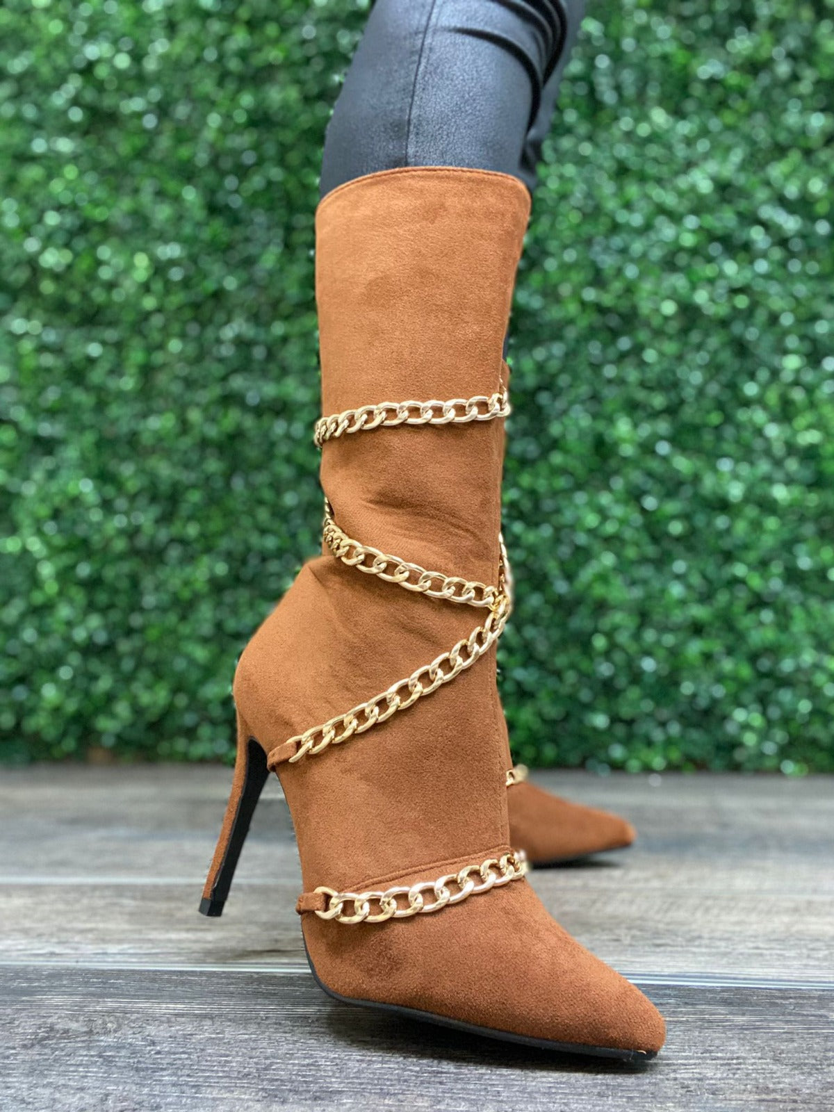 Camel Fashion Boots with Chain Detail